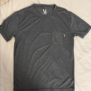 Vuori Men's Charcoal Short Sleeve Tee